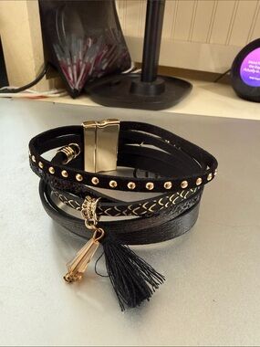 Magnetic black stack bracelet .  NWOT.